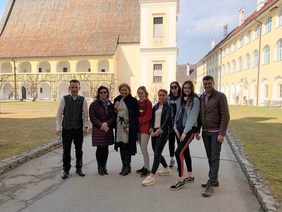 Austrias teenindust õppimas